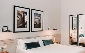 Room Mate Collection Helen Berger